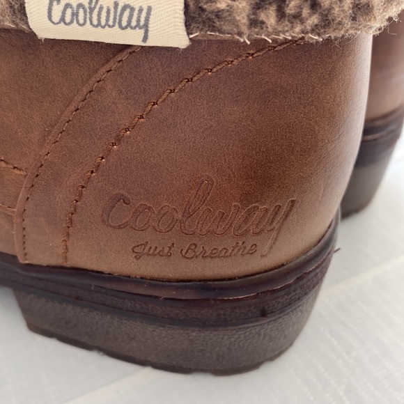 Brown leather lace up boots with knitted cuff detail by Coolway - Picture 5 of 16
